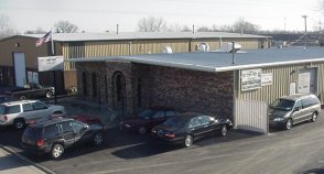 photograph of the Bodymasters collision repair shop in Crestwood, IL